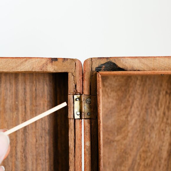 Vintage Hand Carved Wooden Jewelry Trinket Memorial Box Himalayan Jungle Wood - Picture 15 of 16